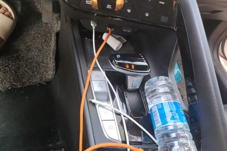 Used Hyundai Elantra 2022 1.5L CVT LUX Prestige Edition Gear Lever