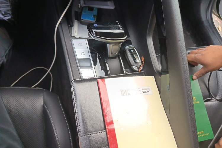 Used Hyundai Elantra 2022 1.5L CVT TOP Flagship Edition Gear Lever