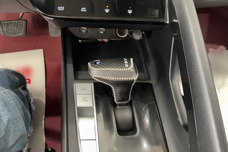 Used Hyundai Elantra 2022 1.5L CVT GLX Elite Edition Gear Lever