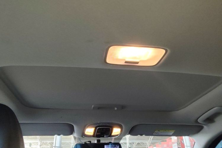 Used Hyundai Elantra 2022 1.5L CVT GLX Elite Edition Headliner