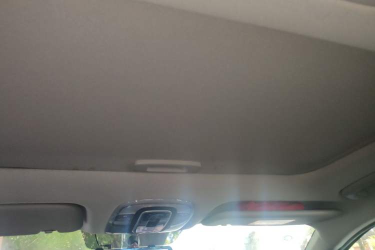 Used Hyundai Elantra 2022 1.5L CVT GLX Elite Edition Headliner