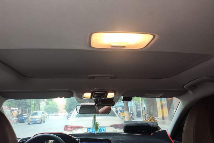 Used Hyundai Elantra 2022 1.5L CVT LUX Prestige Edition Headliner