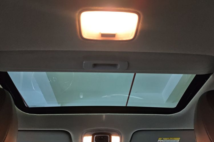 Used Hyundai Elantra 2022 1.5L CVT LUX Prestige Edition Headliner