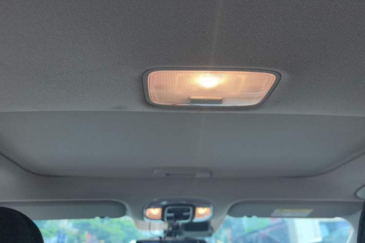 Used Hyundai Elantra 2022 1.5L CVT LUX Prestige Edition Headliner