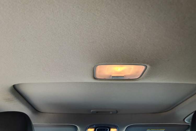 Used Hyundai Elantra 2022 1.5L CVT LUX Prestige Edition Headliner