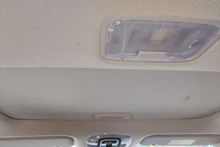 Used Hyundai Elantra 2022 1.5L CVT LUX Prestige Edition Headliner