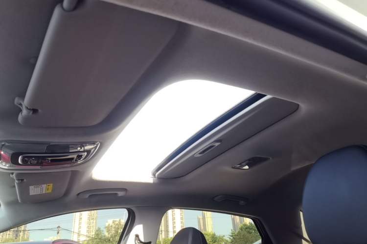 Used Hyundai Elantra 2022 1.5L CVT LUX Prestige Edition Headliner