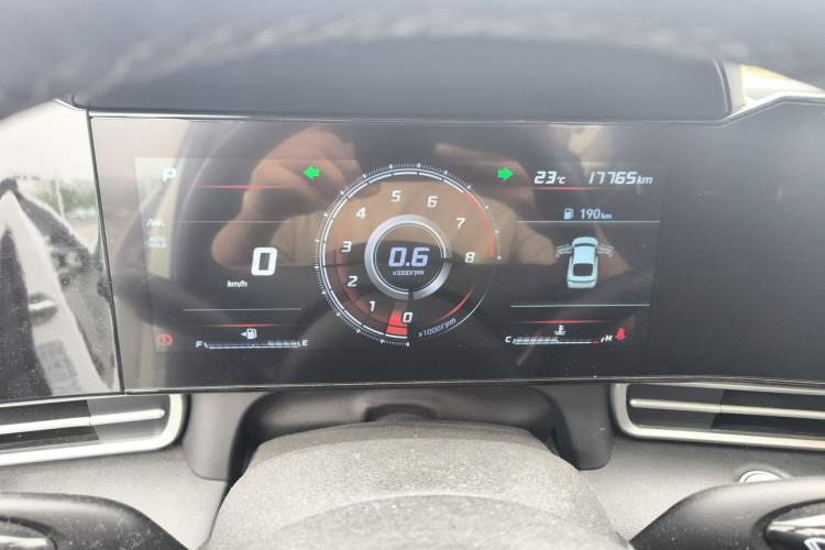 Used Hyundai Elantra 2022 1.5L CVT LUX Prestige Edition Instrument Cluster