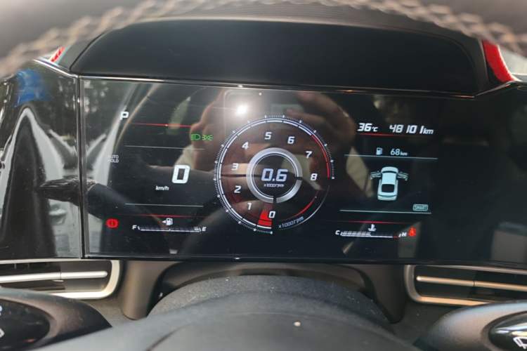 Used Hyundai Elantra 2022 1.5L CVT LUX Prestige Edition Instrument Cluster
