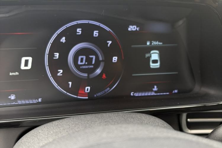 Used Hyundai Elantra 2022 1.5L CVT GLX Elite Edition Interior 1