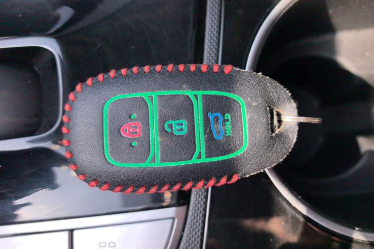 Used Hyundai Elantra 2022 1.5L CVT GLX Elite Edition Interior 1