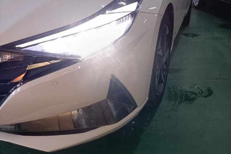 Used Hyundai Elantra 2022 1.5L CVT GLX Elite Edition Left Front Headlight