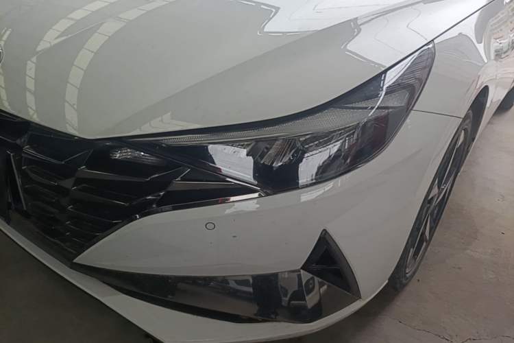 Used Hyundai Elantra 2022 1.5L CVT LUX Prestige Edition Left Front Headlight
