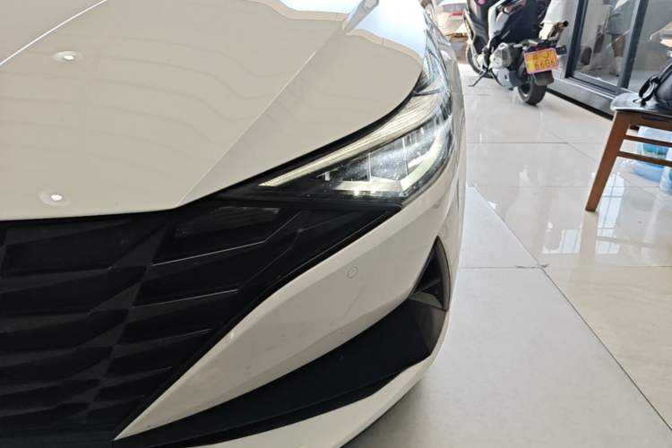 Used Hyundai Elantra 2022 1.5L CVT 20th Anniversary Edition Left Front Headlight
