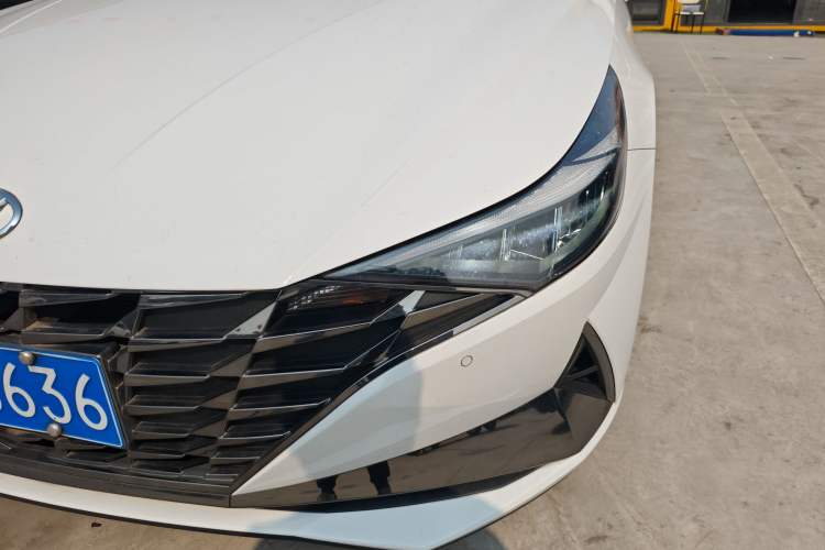 Used Hyundai Elantra 2022 1.5L CVT GLX Elite Edition Left Front Headlight
