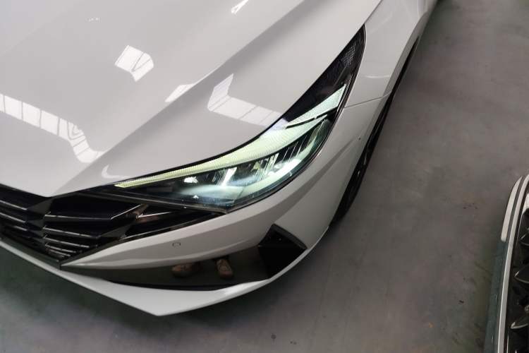 Used Hyundai Elantra 2022 1.5L CVT LUX Prestige Edition Left Front Headlight