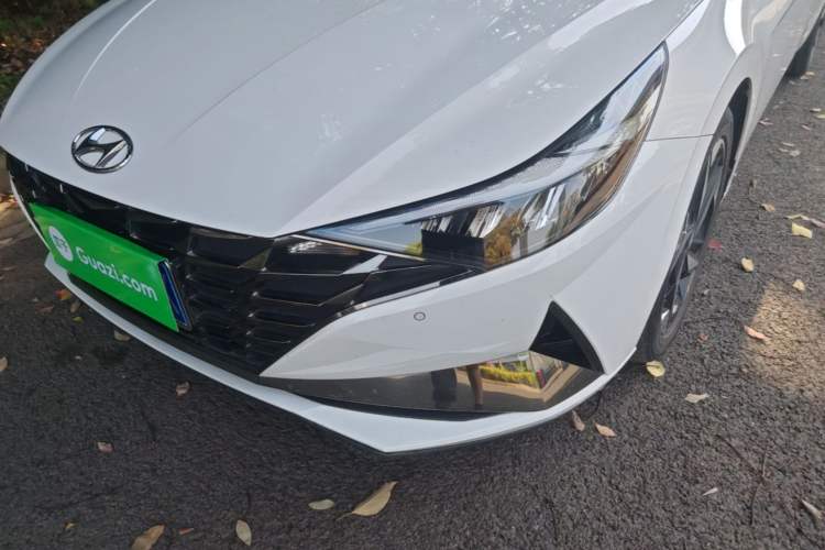 Used Hyundai Elantra 2022 1.5L CVT LUX Prestige Edition Left Front Headlight