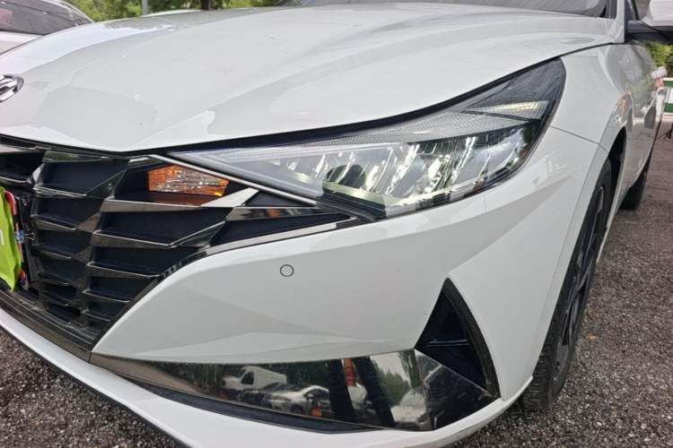 Used Hyundai Elantra 2022 1.5L CVT GLX Elite Edition Left Front Headlight