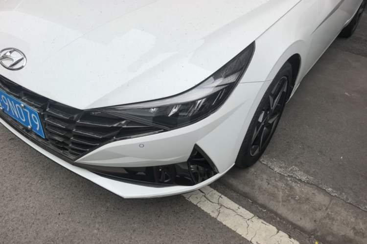 Used Hyundai Elantra 2022 1.5L CVT GLX Elite Edition Left Front Headlight