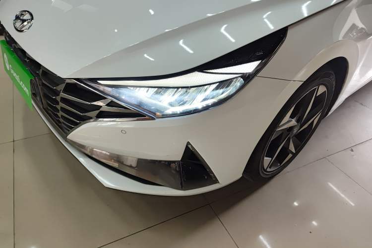 Used Hyundai Elantra 2022 1.5L CVT GLX Elite Edition Left Front Headlight