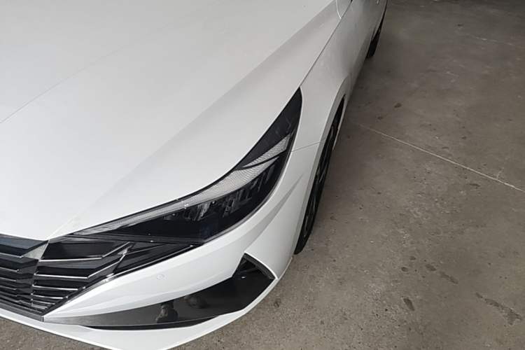Used Hyundai Elantra 2022 1.5L CVT LUX Prestige Edition Left Front Headlight