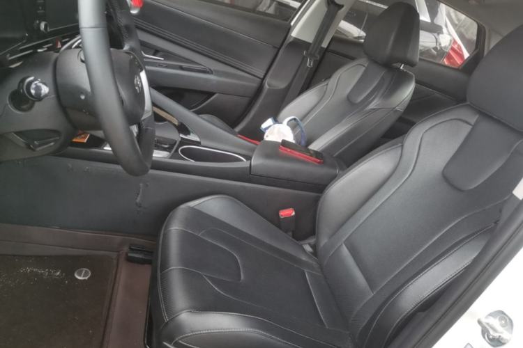 Used Hyundai Elantra 2022 1.5L CVT GLX Elite Edition Left Front Seat