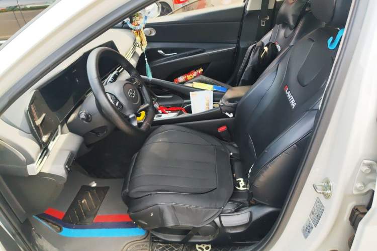Used Hyundai Elantra 2022 1.5L CVT GLX Elite Edition Left Front Seat