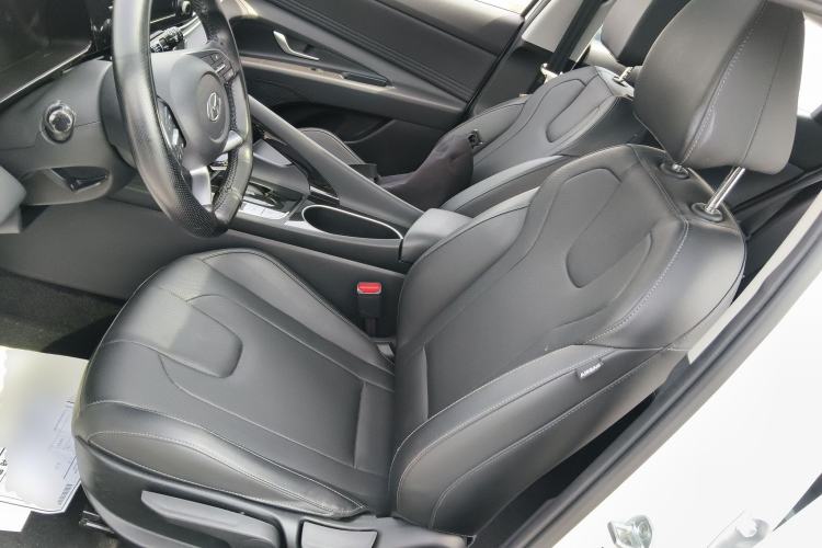 Used Hyundai Elantra 2022 1.5L CVT GLX Elite Edition Left Front Seat