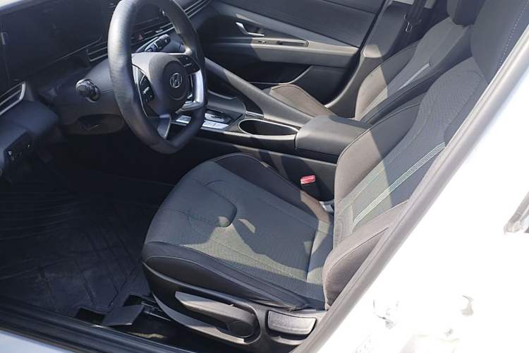 Used Hyundai Elantra 2022 1.5L CVT GLS Leading Edition Left Front Seat