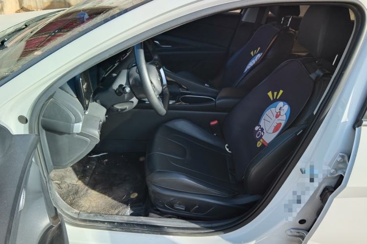 Used Hyundai Elantra 2022 1.5L CVT LUX Prestige Edition Left Front Seat