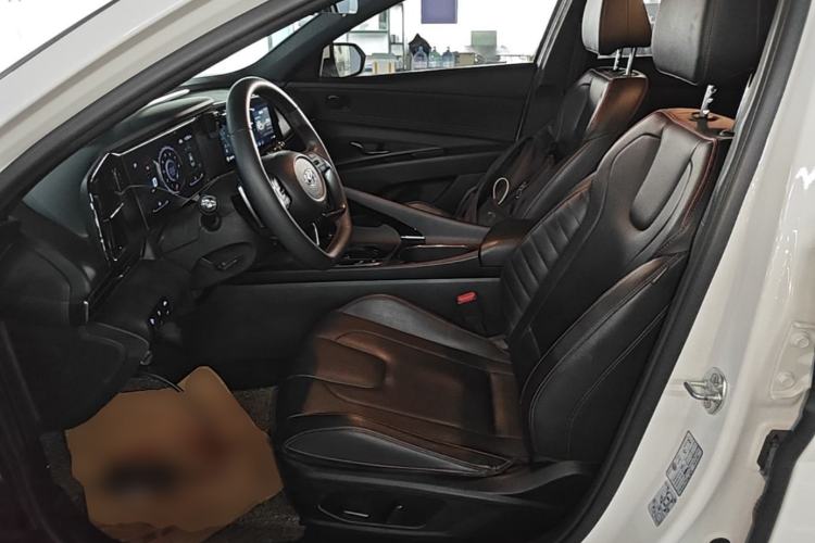 Used Hyundai Elantra 2022 240TGDi DCT LUX Prestige Edition Left Front Seat