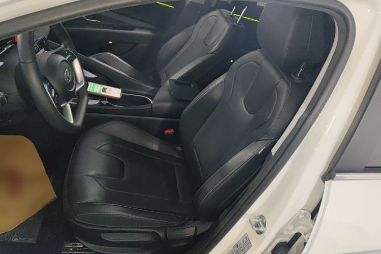 Used Hyundai Elantra 2022 1.5L CVT GLX Elite Edition Left Front Seat