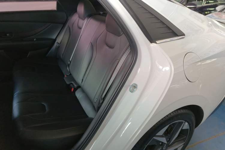 Used Hyundai Elantra 2022 240TGDi DCT LUX Prestige Edition Left Rear Seat