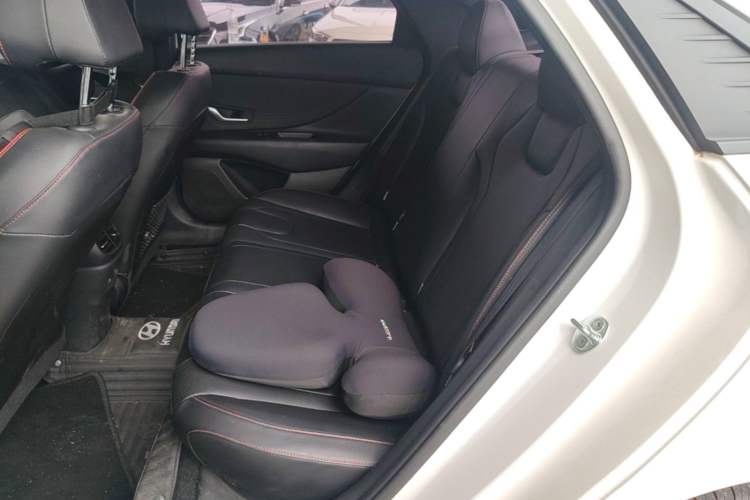 Used Hyundai Elantra 2022 1.5L CVT 20th Anniversary Edition Left Rear Seat