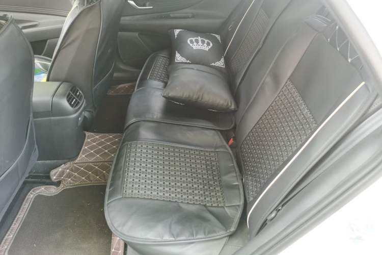 Used Hyundai Elantra 2022 1.5L CVT GLX Elite Edition Left Rear Seat