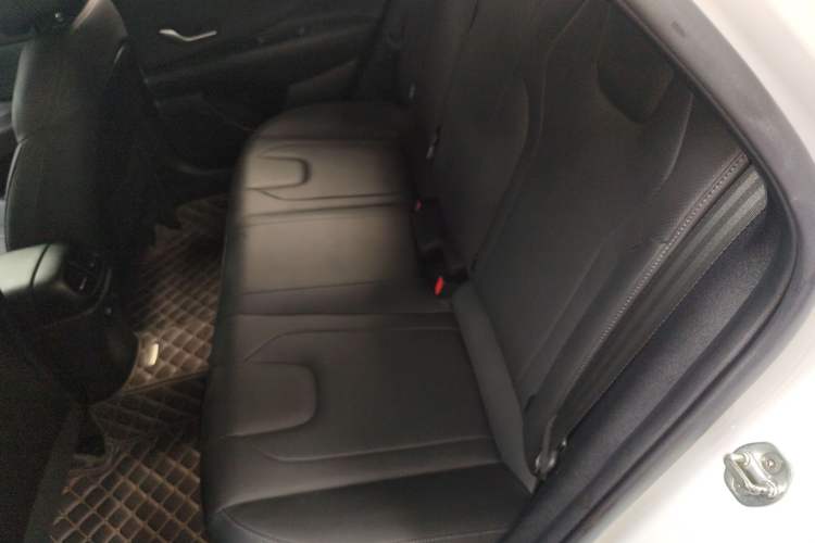 Used Hyundai Elantra 2022 1.5L CVT LUX Prestige Edition Left Rear Seat