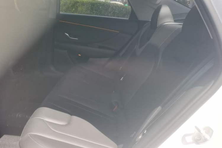 Used Hyundai Elantra 2022 1.5L CVT LUX Prestige Edition Left Rear Seat