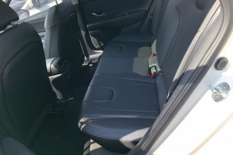 Used Hyundai Elantra 2022 1.5L CVT GLX Elite Edition Left Rear Seat