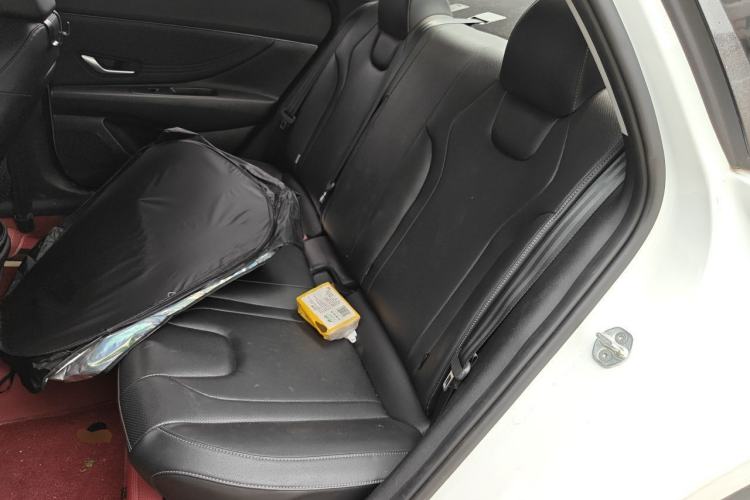 Used Hyundai Elantra 2022 1.5L CVT LUX Prestige Edition Left Rear Seat