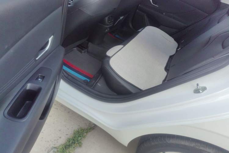 Used Hyundai Elantra 2022 1.5L CVT LUX Prestige Edition Left Rear Seat