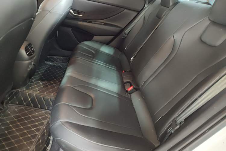 Used Hyundai Elantra 2022 1.5L CVT GLX Elite Edition Left Rear Seat