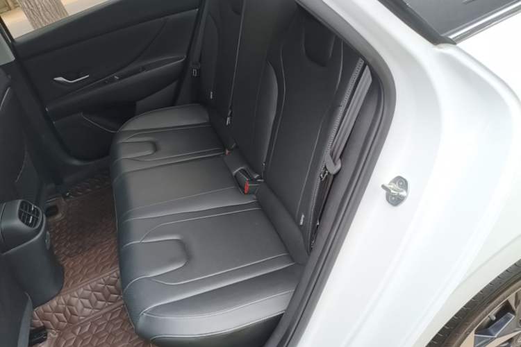 Used Hyundai Elantra 2022 1.5L CVT GLX Elite Edition Left Rear Seat