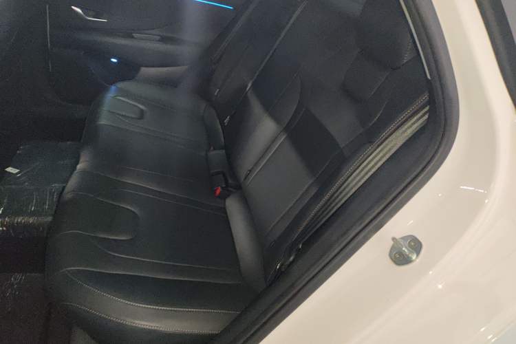 Used Hyundai Elantra 2022 1.5L CVT GLX Elite Edition Left Rear Seat