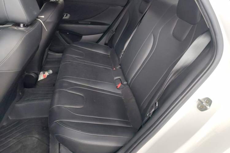 Used Hyundai Elantra 2022 1.5L CVT LUX Prestige Edition Left Rear Seat