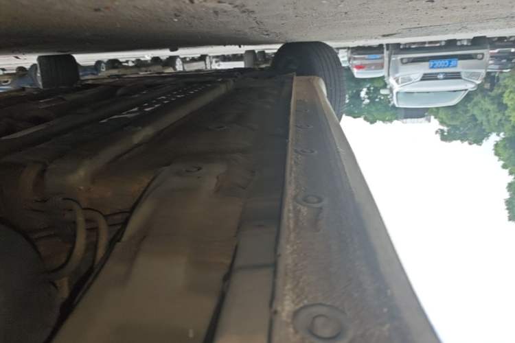 Used Hyundai Elantra 2022 1.5L CVT LUX Prestige Edition Left Side Sill