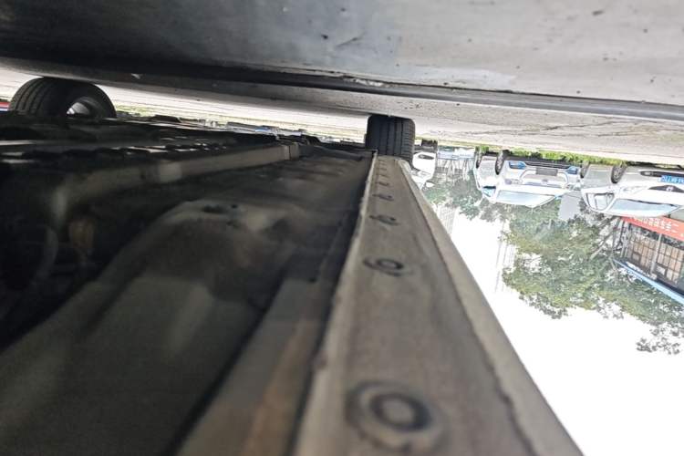 Used Hyundai Elantra 2022 1.5L CVT LUX Prestige Edition Left Side Sill