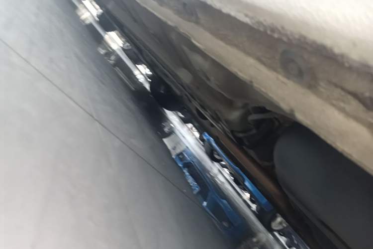 Used Hyundai Elantra 2022 1.5L CVT LUX Prestige Edition Left Side Sill