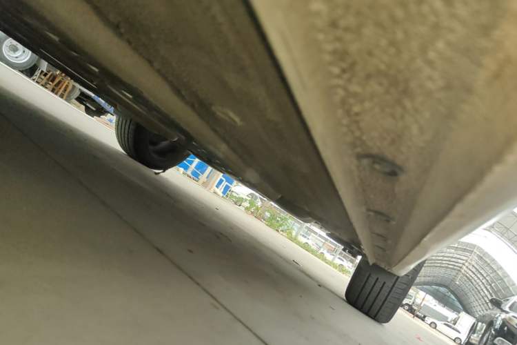 Used Hyundai Elantra 2022 1.5L CVT GLX Elite Edition Left Side Sill