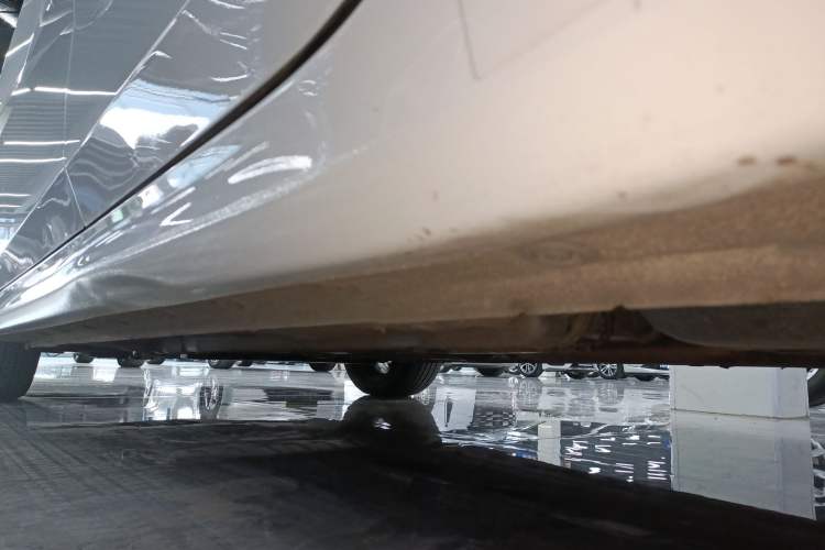 Used Hyundai Elantra 2022 1.5L CVT 20th Anniversary Edition Left Side Sill