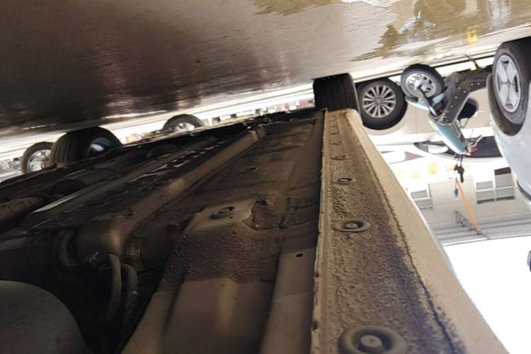 Used Hyundai Elantra 2022 1.5L CVT GLX Elite Edition Left Side Sill